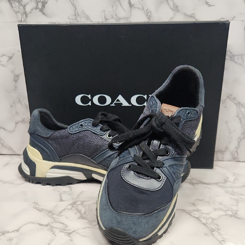 Coach Dark Blue and Black Runner C143